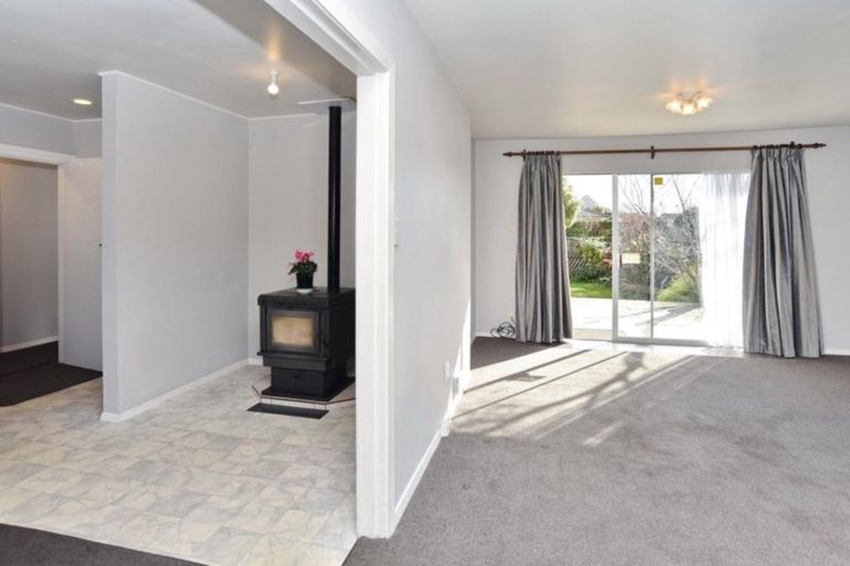 Photo of property in 24 Withells Road, Avonhead, Christchurch, 8042