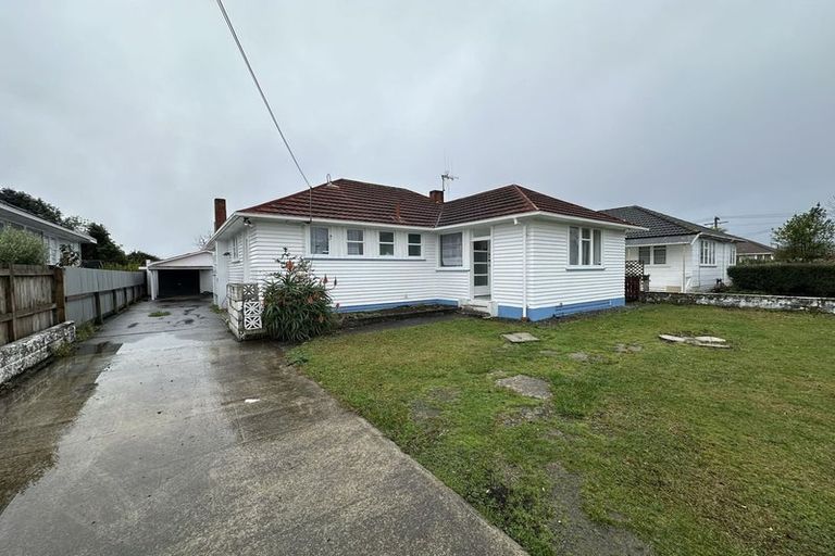 Photo of property in 53 Winchester Street, Levin, 5510