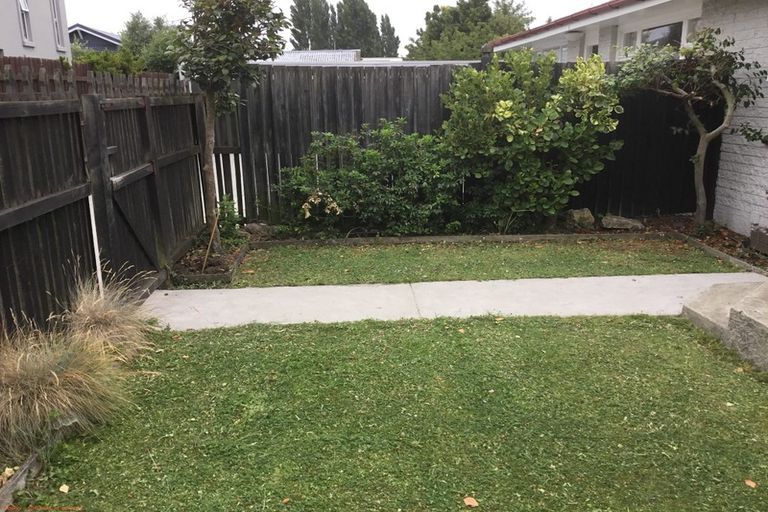 Photo of property in 2/67 Derby Street, St Albans, Christchurch, 8014