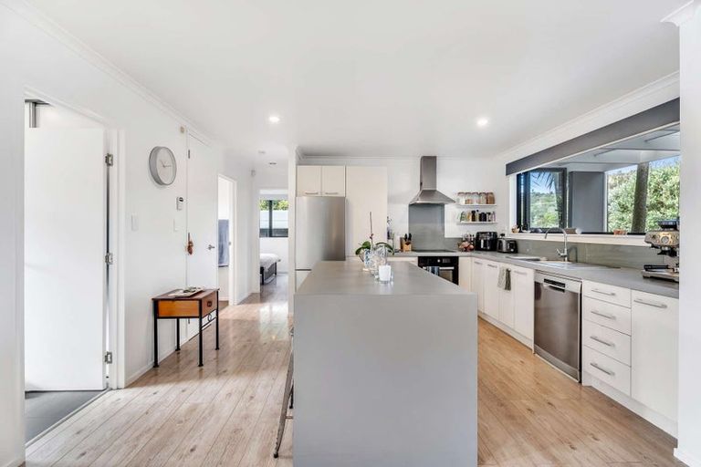 Photo of property in 1a Ocean Beach Road, Tairua, 3508