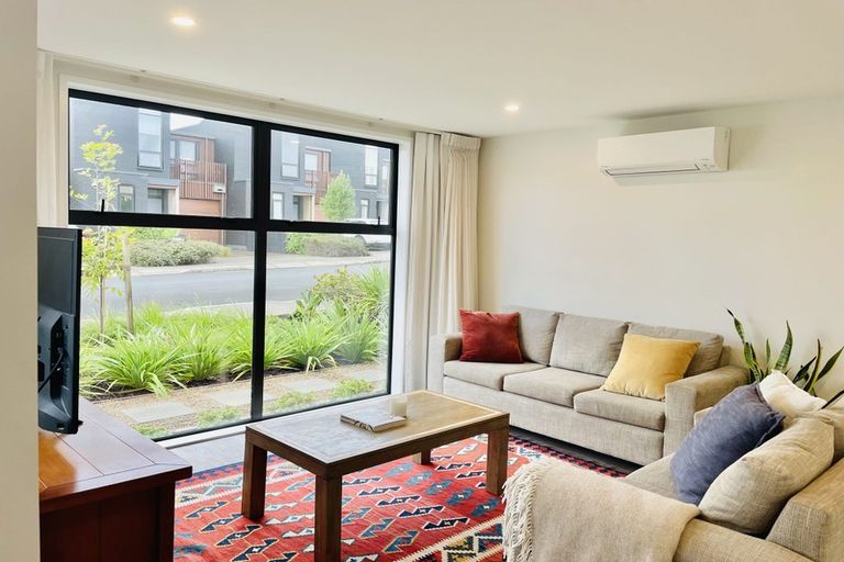 Photo of property in 7 Hastings Street, Hobsonville, Auckland, 0616