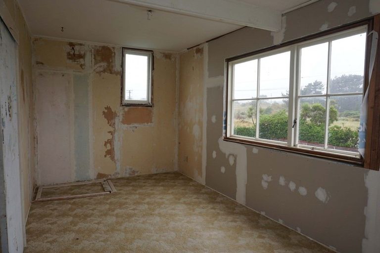 Photo of property in 14 Otereo Street, Hokio Beach, Levin, 5571