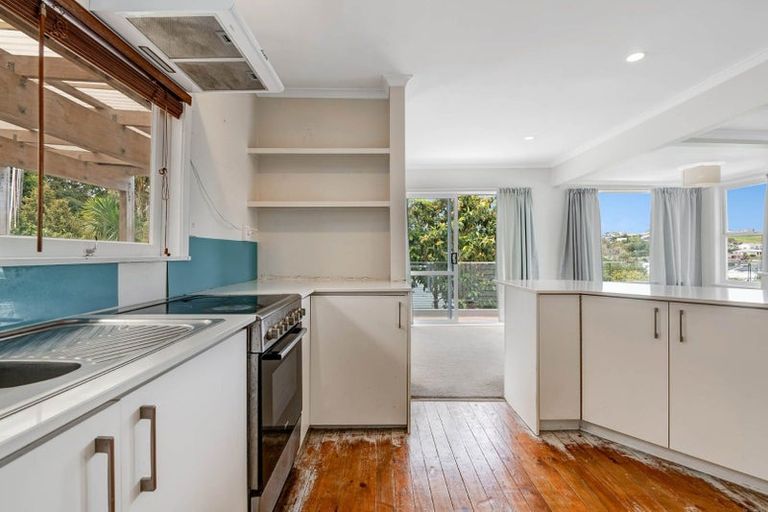 Photo of property in 21 Matai Road, Stanmore Bay, Whangaparaoa, 0932