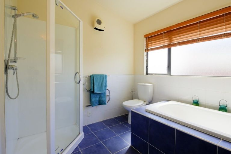 Photo of property in 28a James Cook Drive, Whitby, Porirua, 5024
