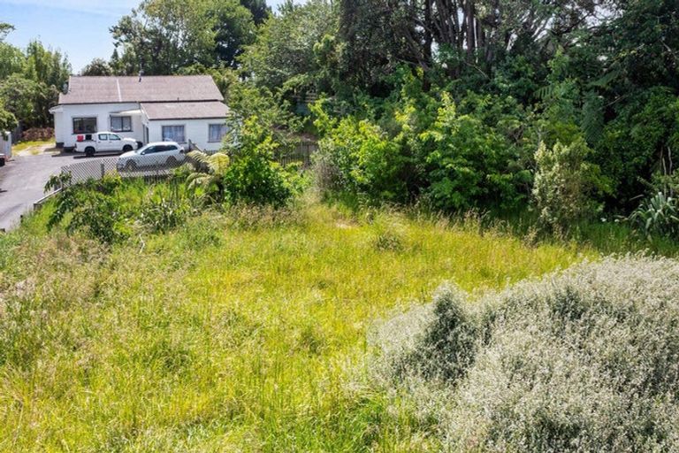 Photo of property in 43 Waihi Road, Hawera, 4610