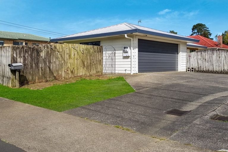 Photo of property in 186 Henderson Valley Road, Henderson, Auckland, 0612