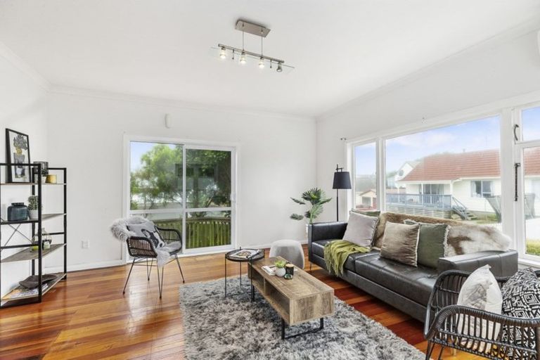 Photo of property in 3 Mako View, Titahi Bay, Porirua, 5022