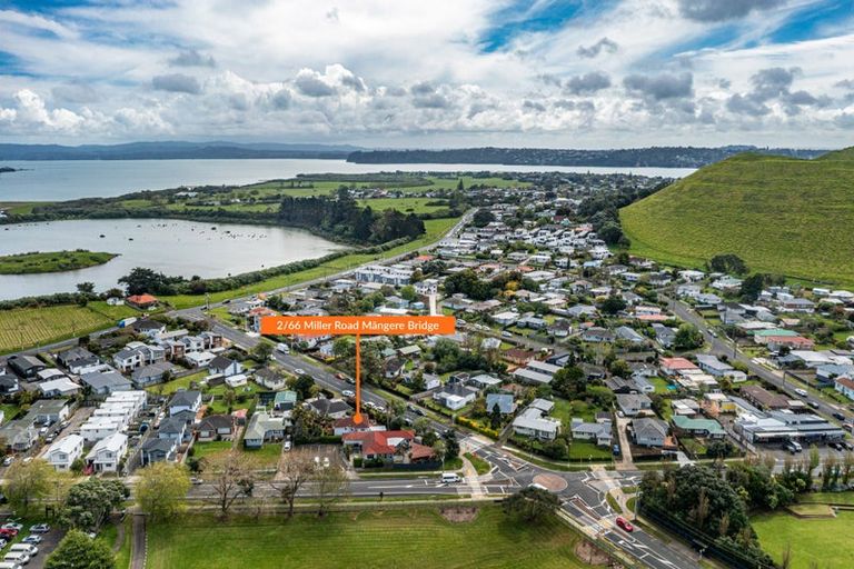 Photo of property in 2/66 Miller Road, Mangere Bridge, Auckland, 2022