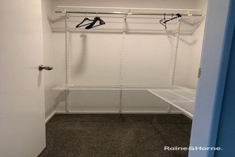 Photo of property in 18 Claridge Place, Mount Maunganui, 3116