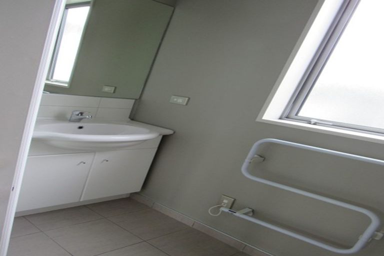 Photo of property in 172c Edgeware Road, Edgeware, Christchurch, 8013