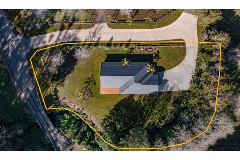 Photo of property in 11a Okura Drive, Kerikeri, 0230