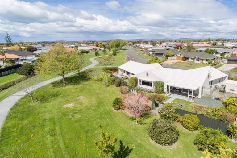 Photo of property in 22 Kensington Drive, Taradale, Napier, 4112