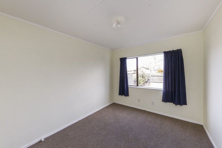 Photo of property in 7 Peter Hall Drive, Kelvin Grove, Palmerston North, 4414