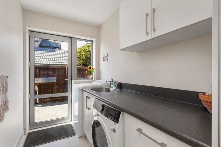 Photo of property in 16 Glen Oaks Drive, Northwood, Christchurch, 8051