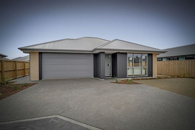 Photo of property in 26 Gemstone Place, Rolleston, 7615