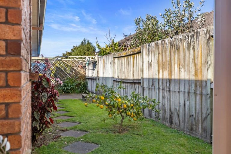 Photo of property in 24 Kahira Crescent, Papamoa Beach, Papamoa, 3118