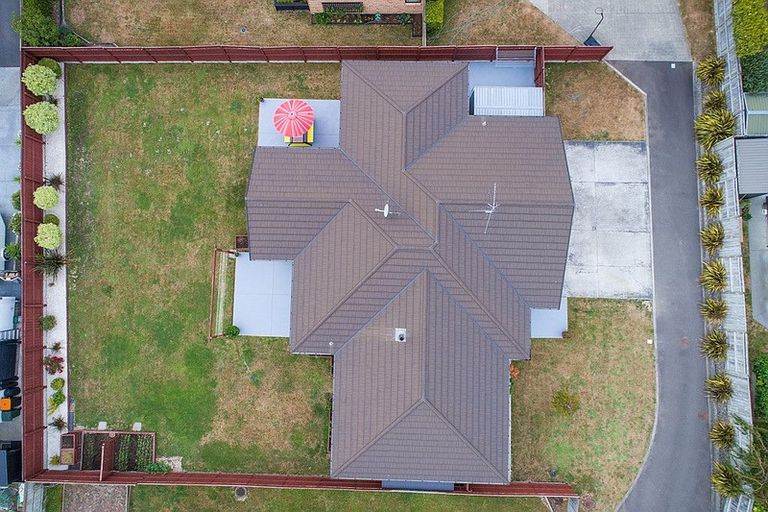 Photo of property in 2a Galea Grove, Kelvin Grove, Palmerston North, 4414