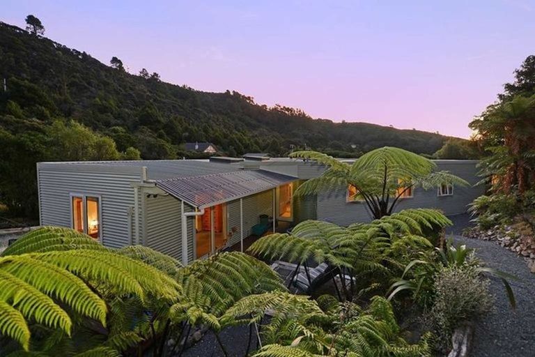 Photo of property in 97 Tawhai Street, Stokes Valley, Lower Hutt, 5019