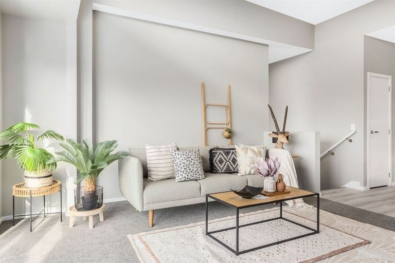 Photo of property in 13 Tai Lane, Whitby, Porirua, 5024