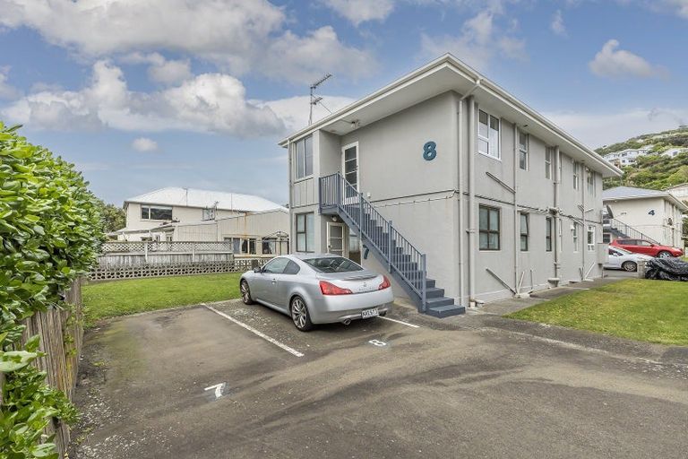 Photo of property in 127u7 Queens Drive, Lyall Bay, Wellington, 6022