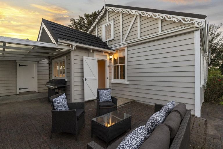 Photo of property in 128 Gray Avenue, Papatoetoe, Auckland, 2024
