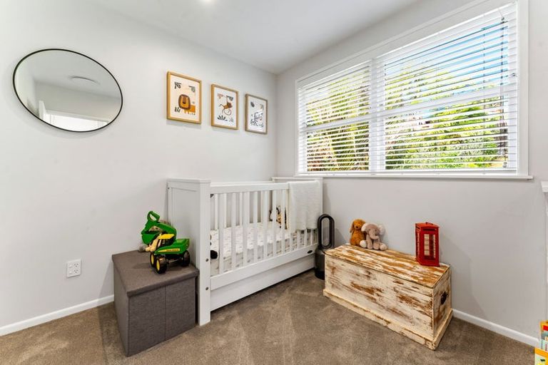 Photo of property in 2/19 Bishopgate Street, Birkdale, Auckland, 0626