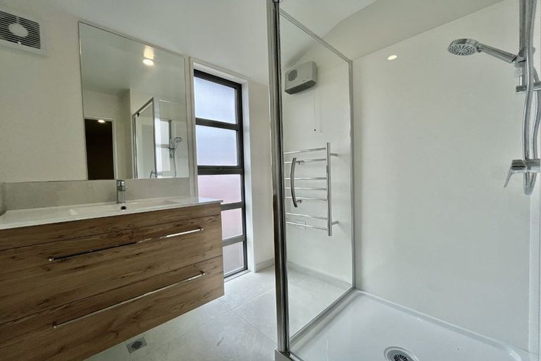 Photo of property in 3/94 Mathesons Road, Phillipstown, Christchurch, 8011