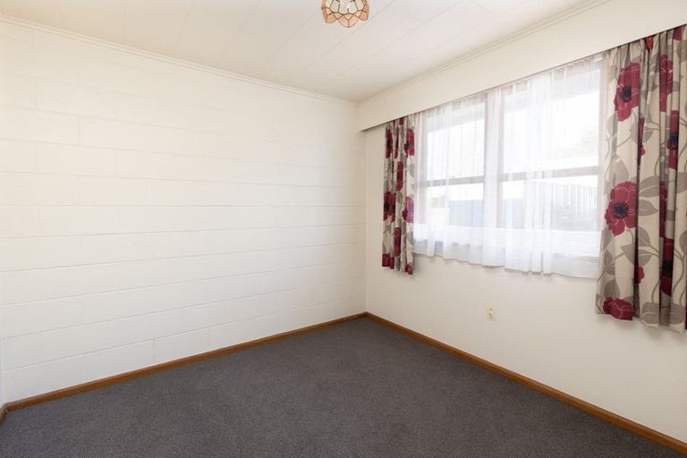Photo of property in 1-2 Ward Street, Springlands, Blenheim, 7201