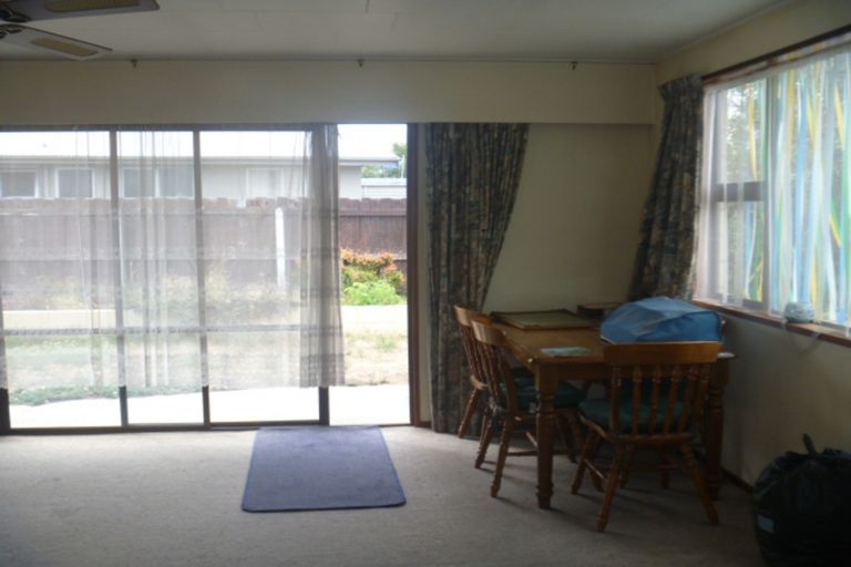 Photo of property in 12f2 Campbell Street, Alexandra, 9320