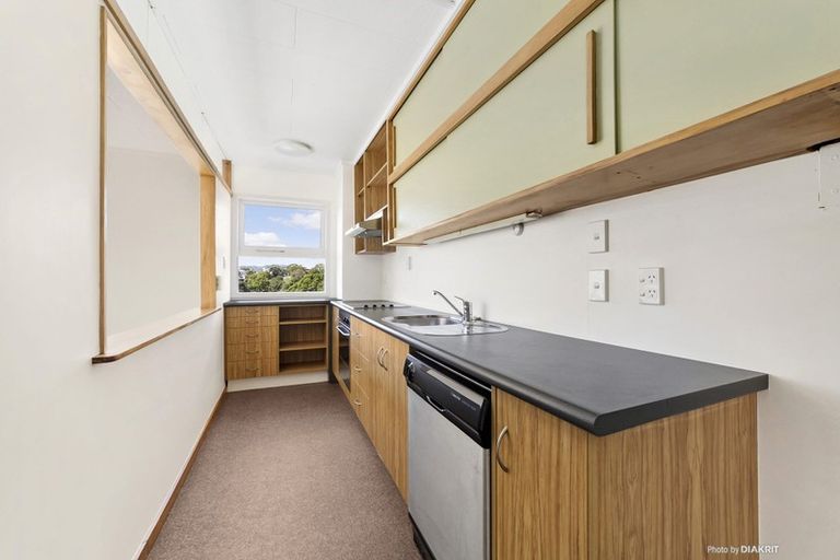 Photo of property in 24u4 Patanga Crescent, Thorndon, Wellington, 6011
