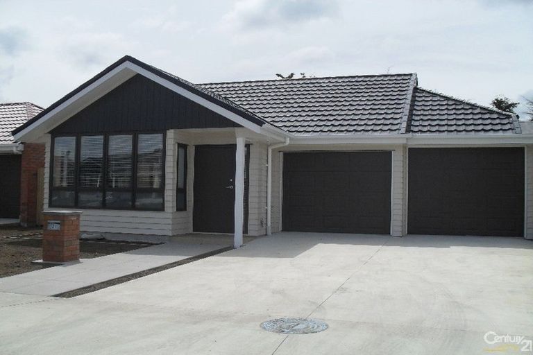 Photo of property in 21 Tarapiroe Avenue, Takanini, 2112