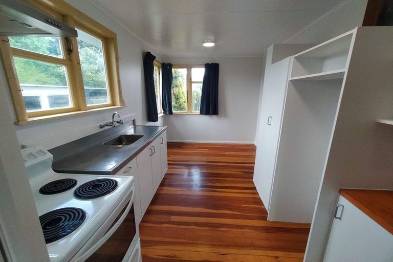 Photo of property in 35 Moheke Avenue, Roslyn, Palmerston North, 4414