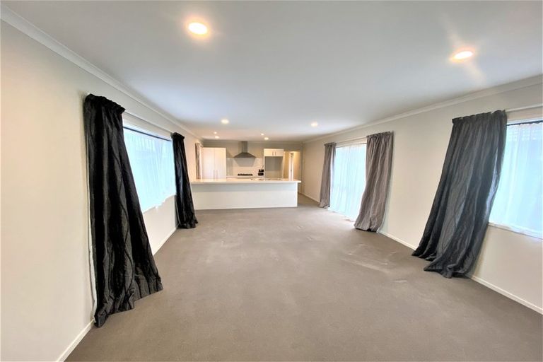 Photo of property in 19 Lightbody Lane, Wigram, Christchurch, 8042