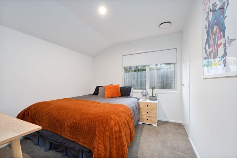 Photo of property in 17 Rauta Way, Helensville, 0800