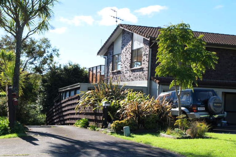 Photo of property in 2/39 Drake Street, Howick, Auckland, 2014