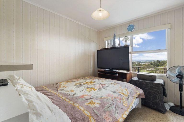 Photo of property in 466 Don Buck Road, Massey, Auckland, 0614