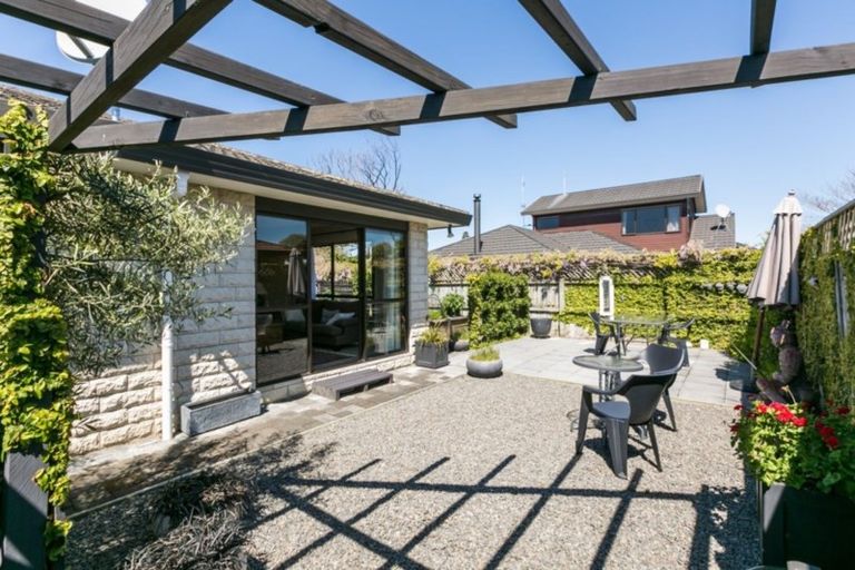 Photo of property in 53d Church Road, Taradale, Napier, 4112