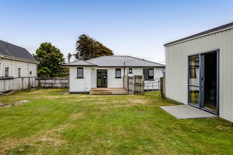 Photo of property in 70 Cloten Road, Stratford, 4332