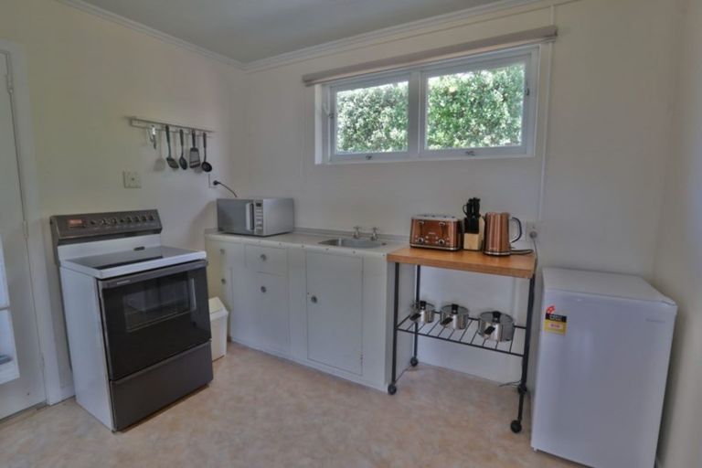 Photo of property in 24 Marsden Point Road, Ruakaka, 0116