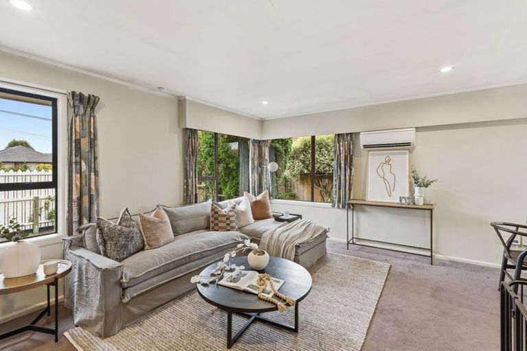 Photo of property in 9 Appleby Crescent, Burnside, Christchurch, 8053