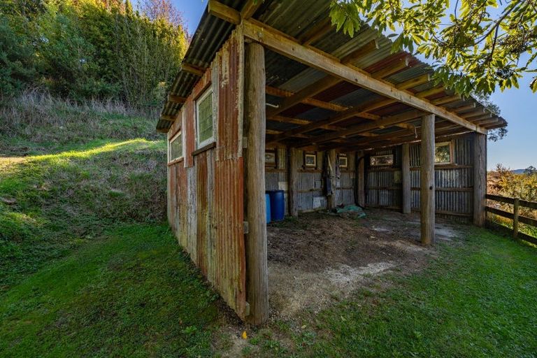 Photo of property in 89 Totara View Road, Wakefield, 7095