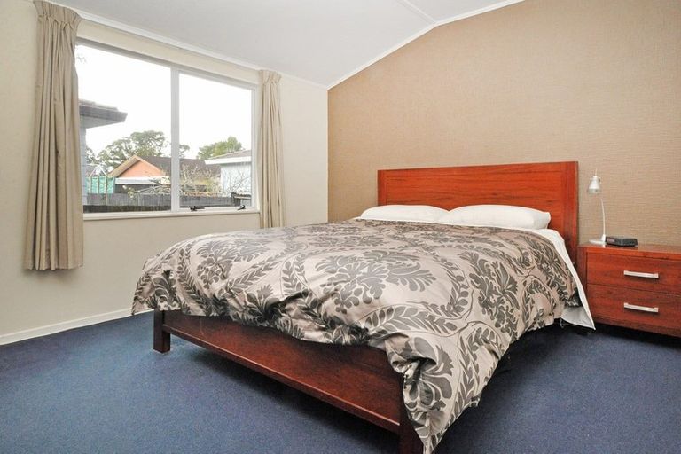 Photo of property in 176 Solar Road, Glen Eden, Auckland, 0602