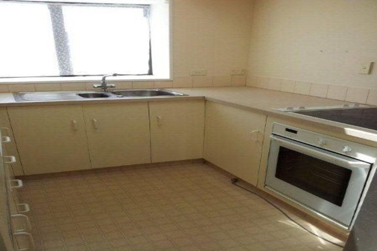 Photo of property in 33m Peverel Street, Riccarton, Christchurch, 8011