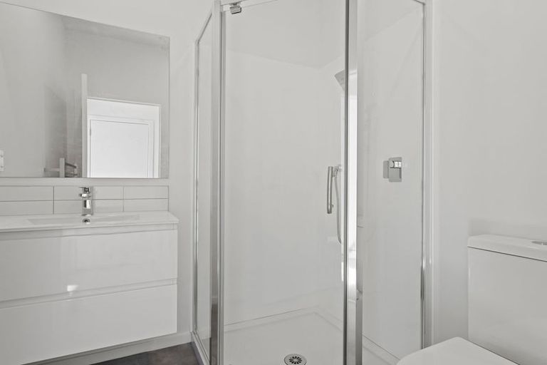 Photo of property in 30/28 Westgate Drive, Westgate, Auckland, 0614