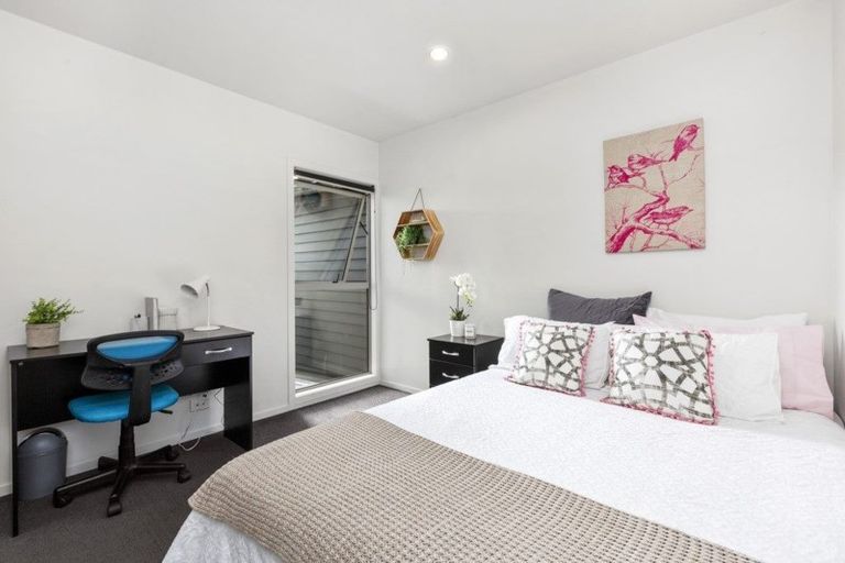 Photo of property in 100u5 Knighton Road, Hillcrest, Hamilton, 3216