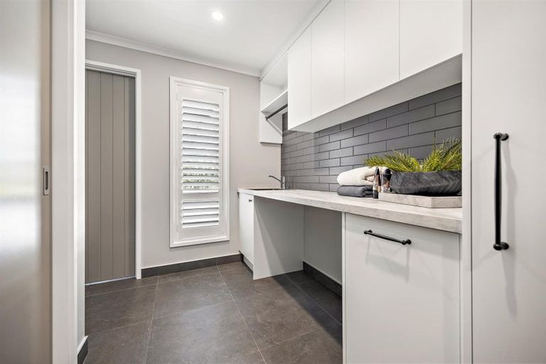 Photo of property in 62 Dysart Lane, Kumeu, 0891