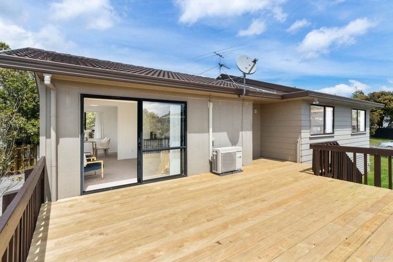 Photo of property in 3 Ebony Place, Massey, Auckland, 0614