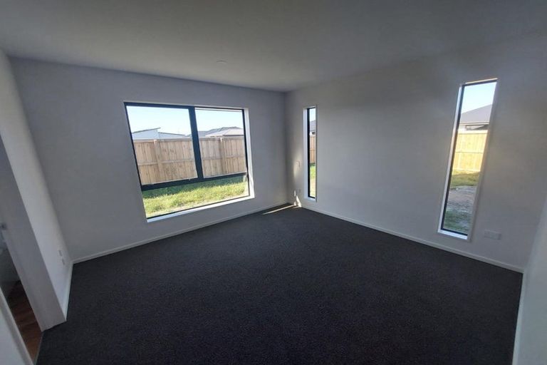 Photo of property in 70 Lenborough Drive, Rolleston, 7614