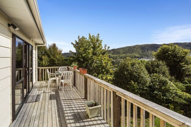 Photo of property in 45 Kingsley Street, Stokes Valley, Lower Hutt, 5019
