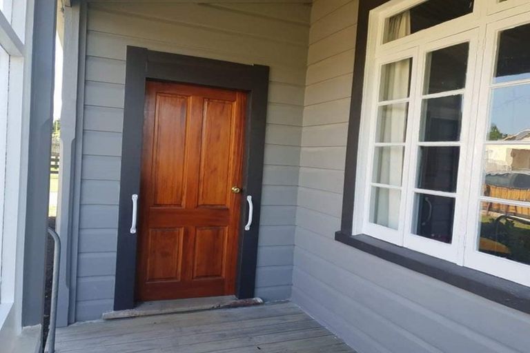 Photo of property in 10 Rira Street, Marton, 4710